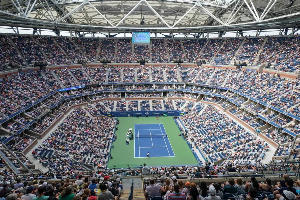 International tennis tournament with event transportation for players, teams, officials, VIPs and guests